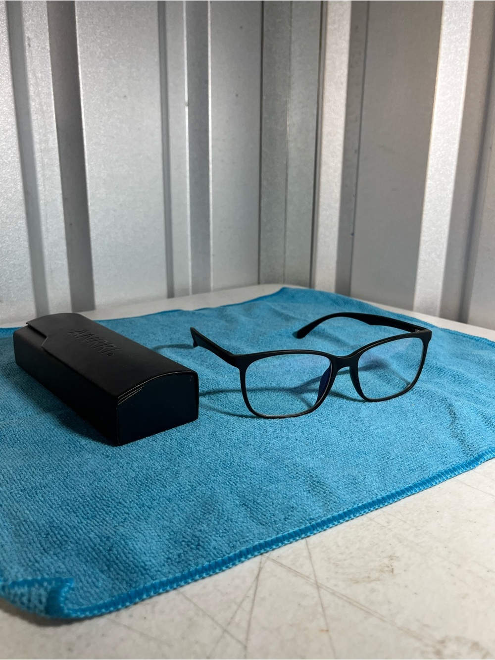 ANRRI Blue Light Blocking Glasses Black Rectangular Frames w/ Case